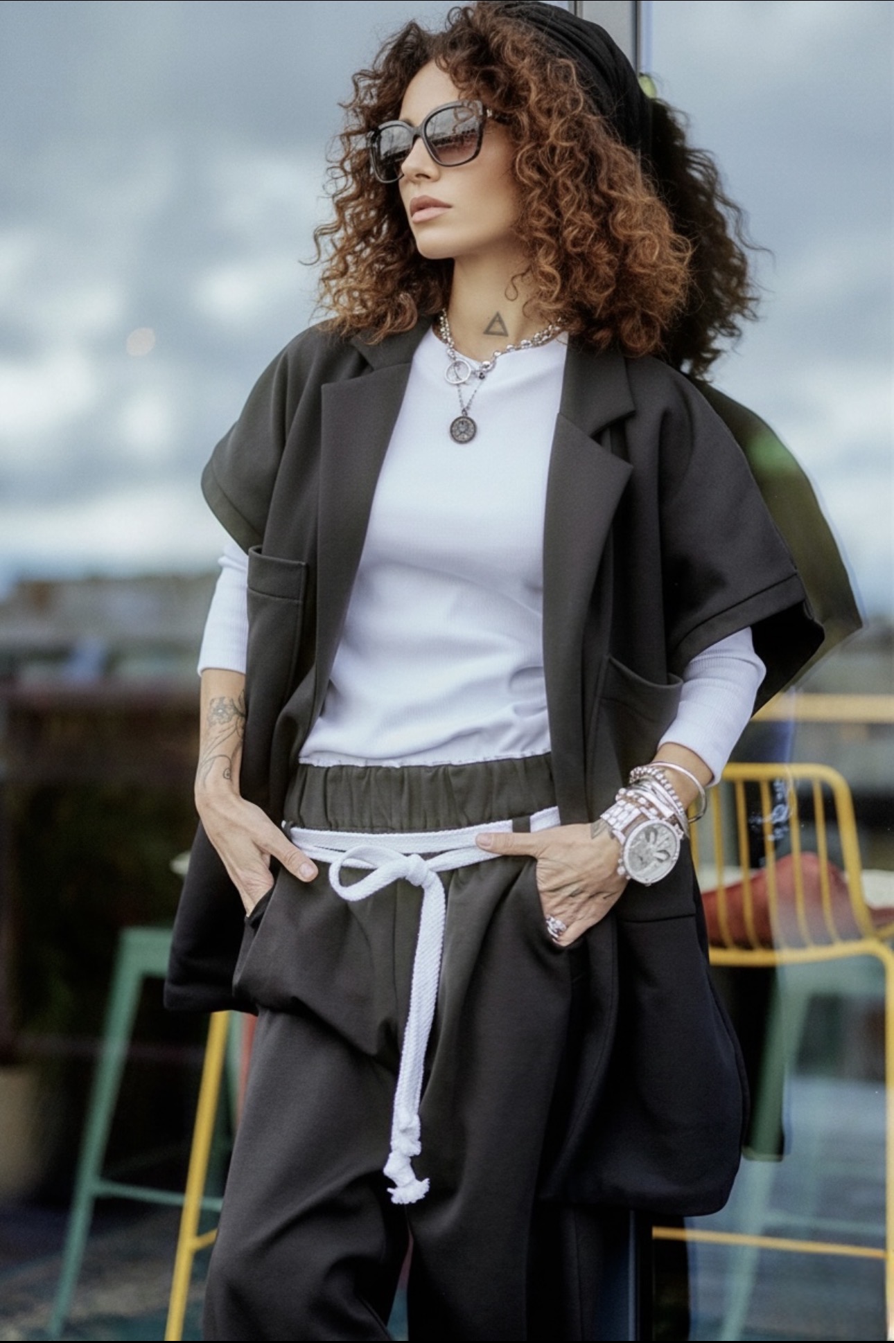 OVERSIZED BLACK THREE-PIECE SET