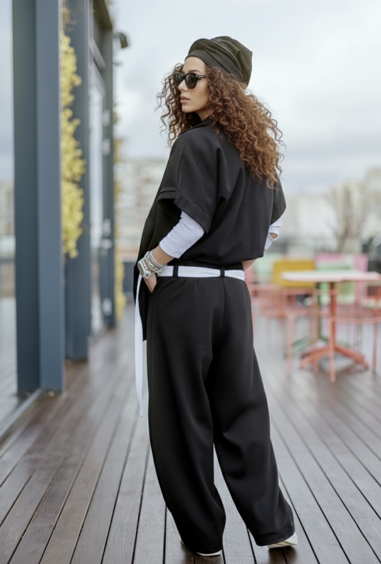 OVERSIZED BLACK THREE-PIECE SET