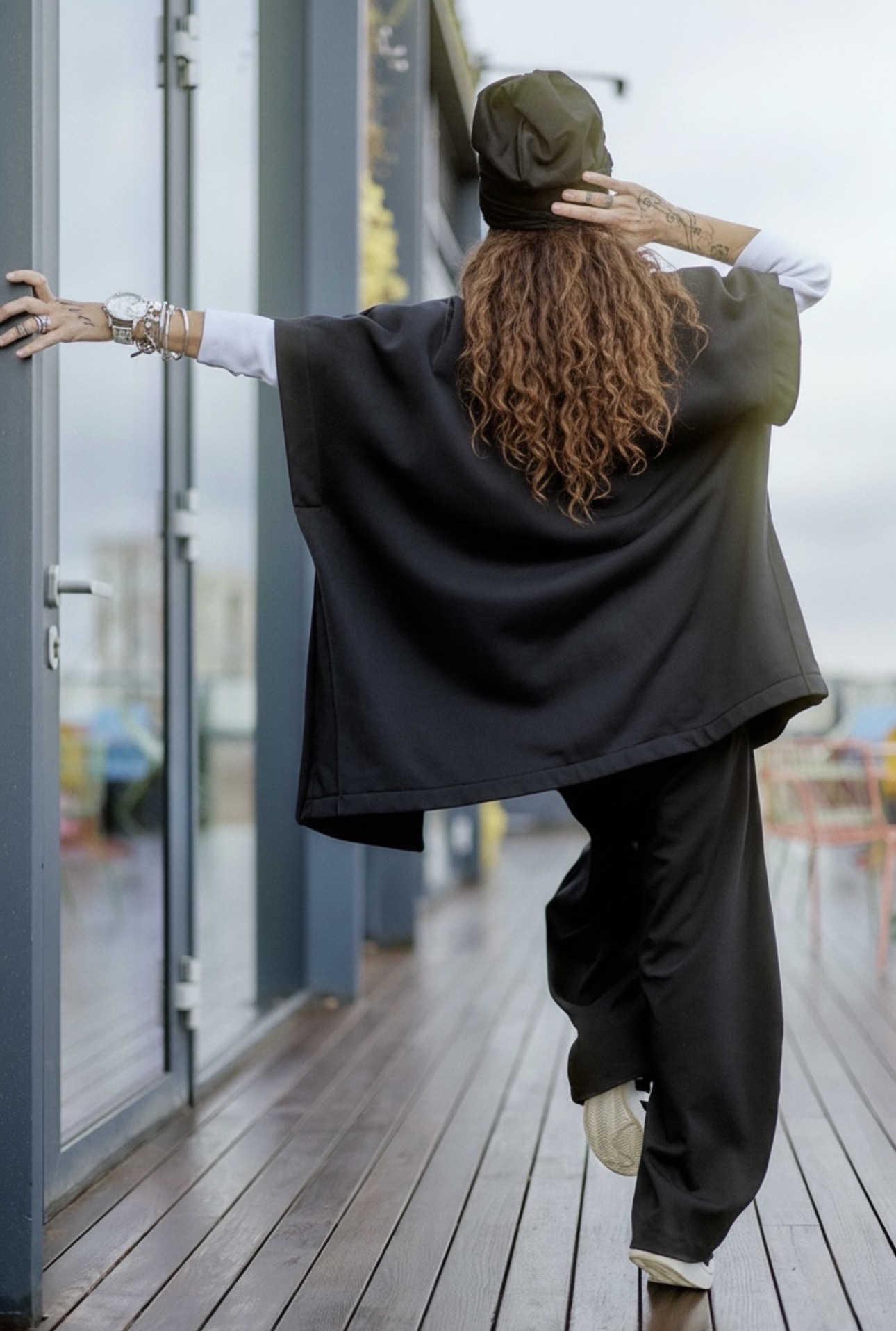 OVERSIZED BLACK THREE-PIECE SET