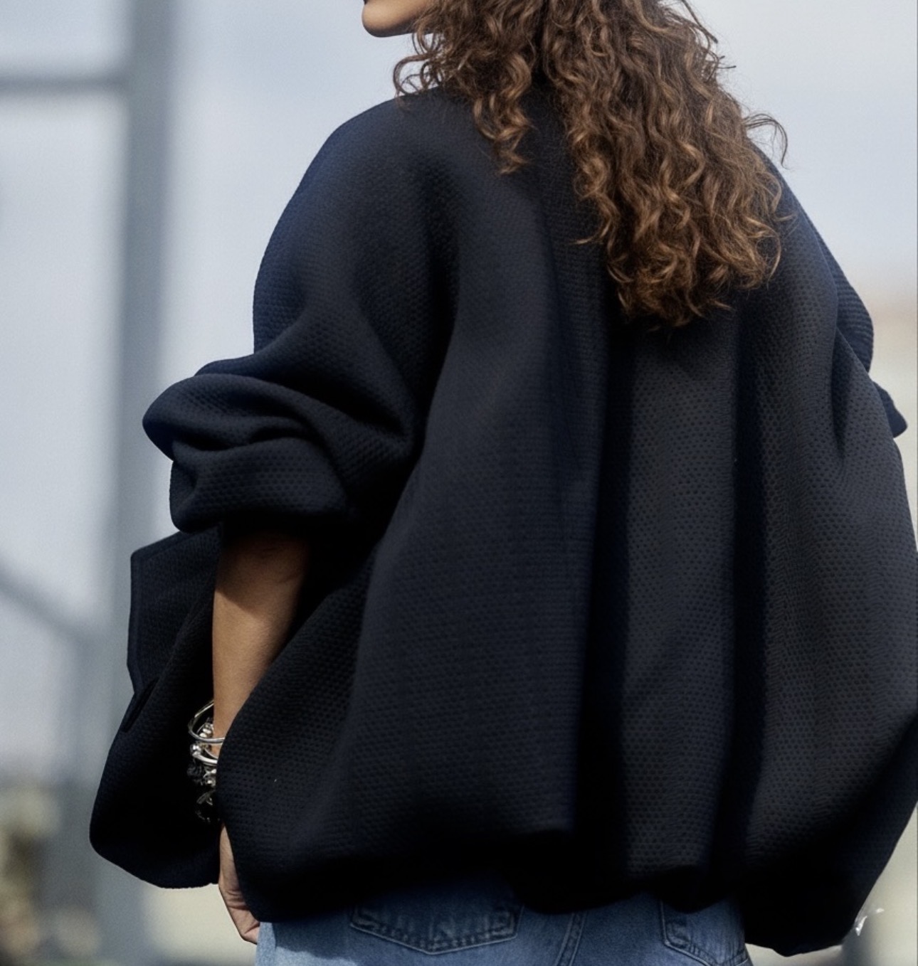 BLACK OVERSIZED WOOL JACKET