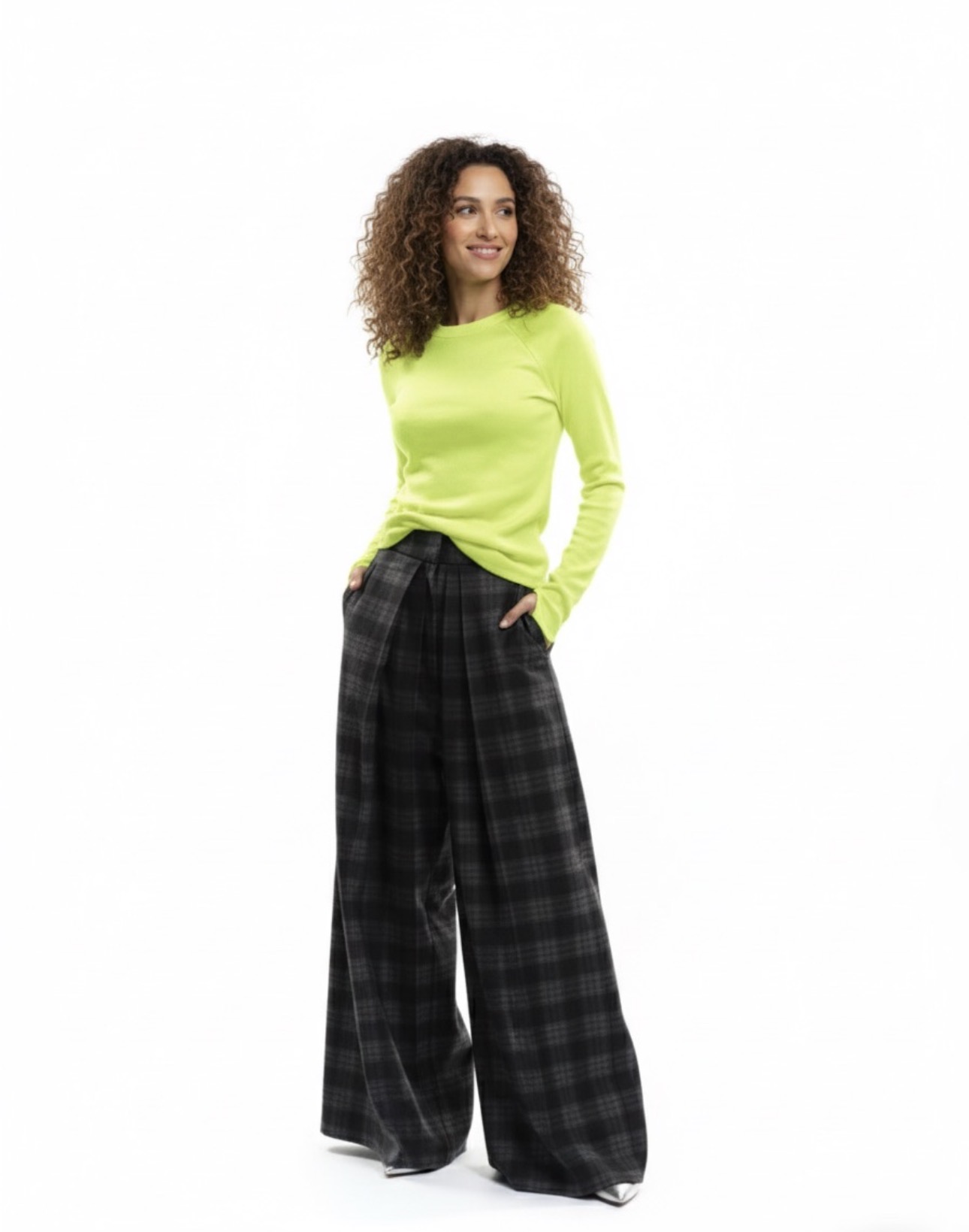 WIDE-LEG PANTS