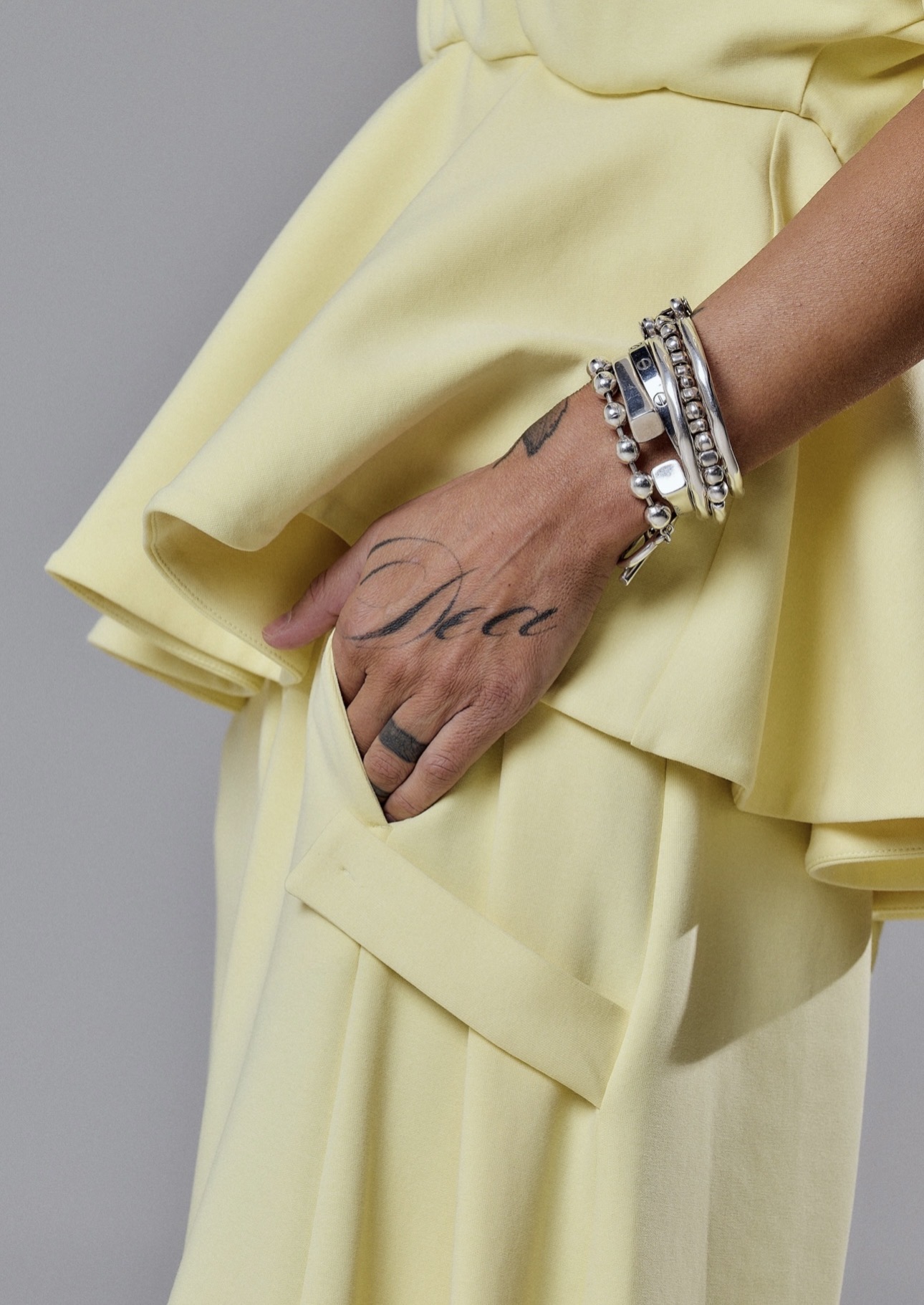 YELLOW TWO-PIECE SET